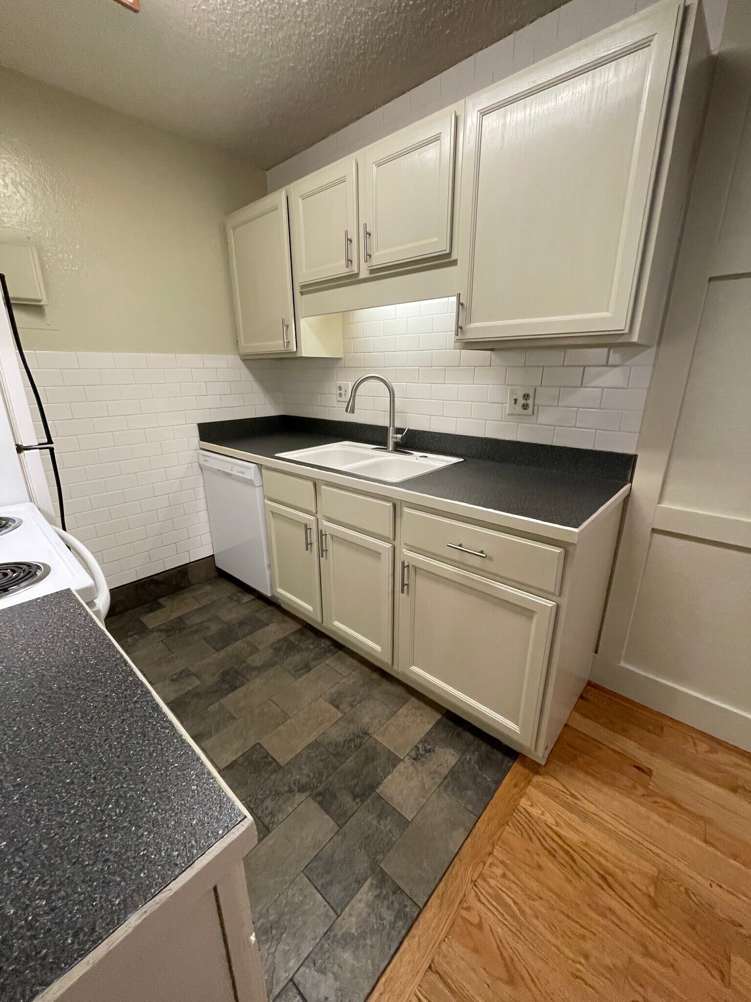 Building Photo - 3250 O'Neal Cir