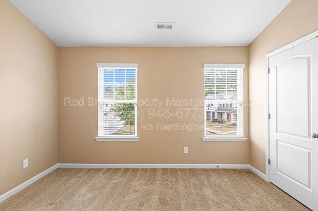 Building Photo - 12562 McGrath Dr