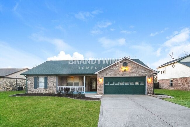 Building Photo - MOVE IN SPECIAL - February FREE with move ...