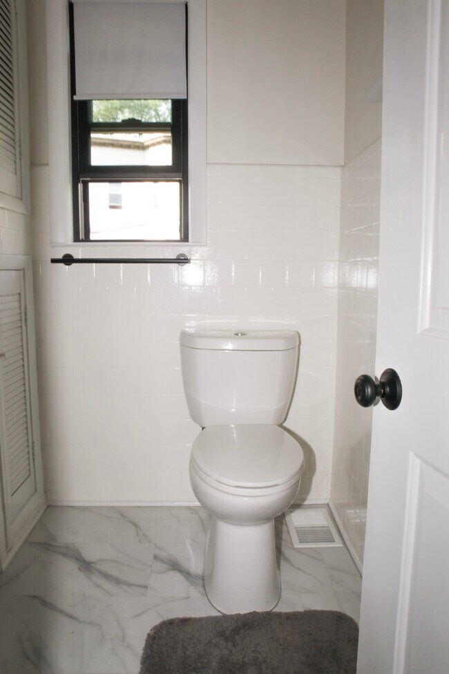 Bathroom 1 - IMG 2 - 8 Richdale Ave