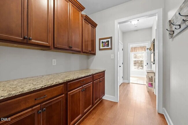 Building Photo - Earn Wealth While Leasing - Like a Homeowner - Lease to Own