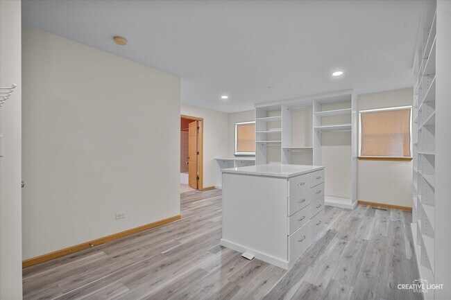 Building Photo - 416 Frankfort Ave