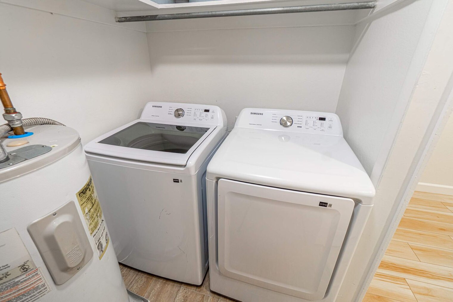 Building Photo - 734 Vine St