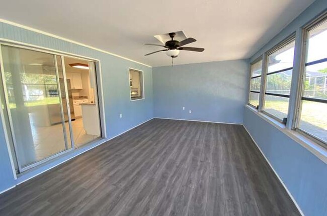 Building Photo - 1835 Neptune Dr