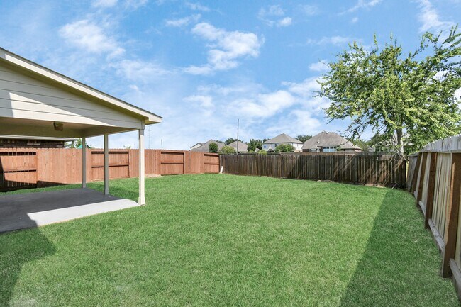 Building Photo - 5618 Gibralter Pl