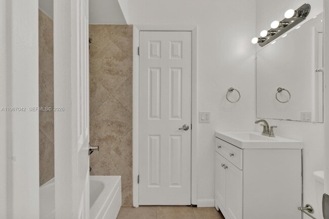 Building Photo - 8621 SW 5th St