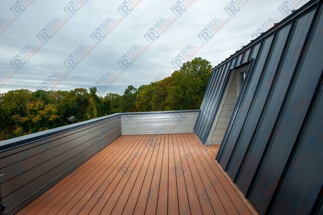 Building Photo - For Rent – Modern, Eco-Friendly Smart Home in Durham, NC