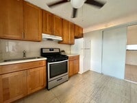 Building Photo - Waikiki: 1 Bed, 1 Bath/Studio for Rent
