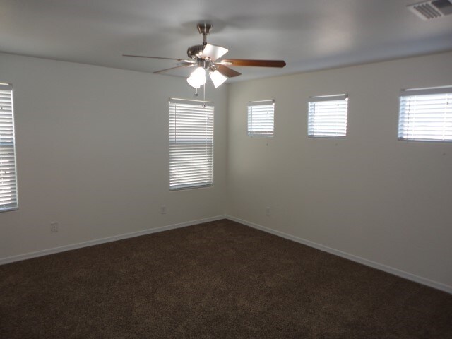 Building Photo - 34360 N Levi Ct