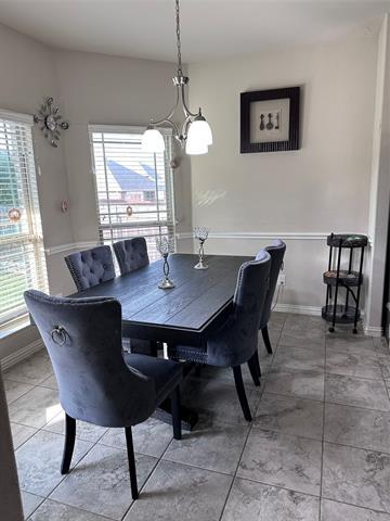 Building Photo - 912 Foxtail Dr
