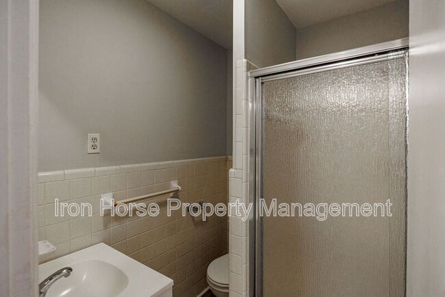 Building Photo - 550 Macon Hwy