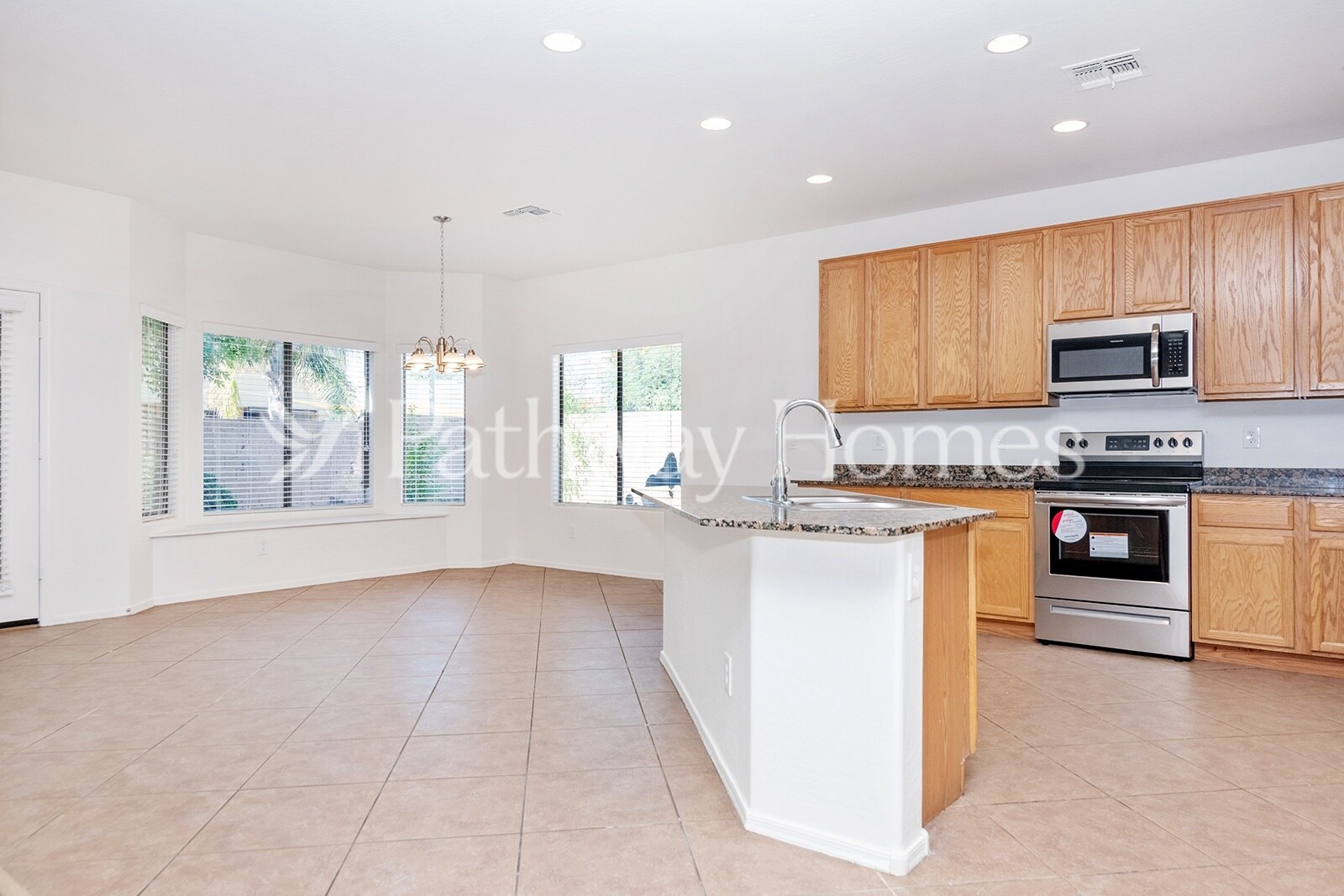Building Photo - 13843 W Watson Ln