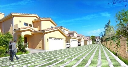 Building Photo - 9246 Cedros Ave