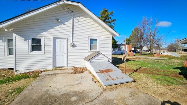 Building Photo - 205 Madison Ave NE