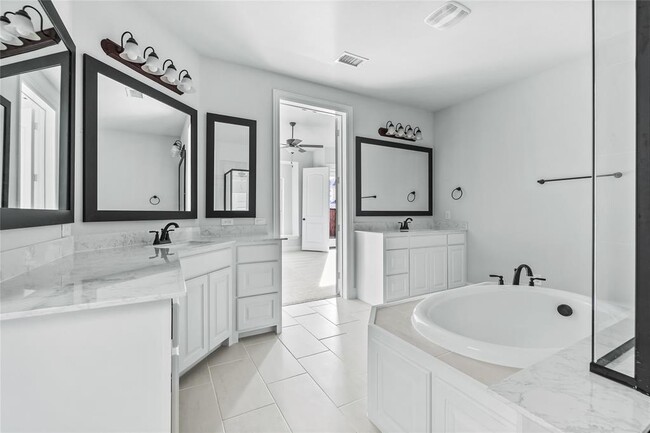 Building Photo - 4849 Brantley Dr