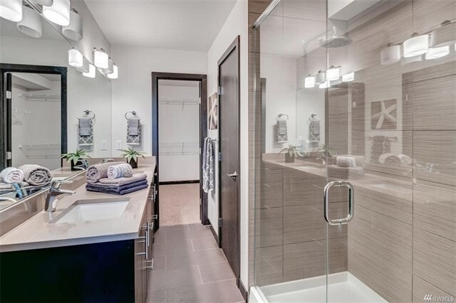 Building Photo - Stunning 3 Bedroom Townhouse in Fremont!
