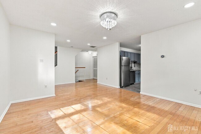 Building Photo - 63 Prestwick Way