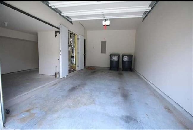 Building Photo - 1306 Thornborough Dr