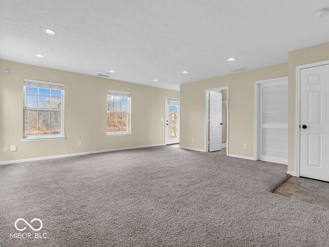 Building Photo - 11936 Esty Way