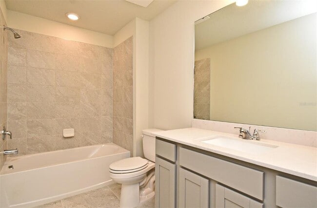 Building Photo - 3101 Emerald Acrs Ln