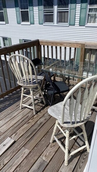 Building Photo - 297 Nahant Rd