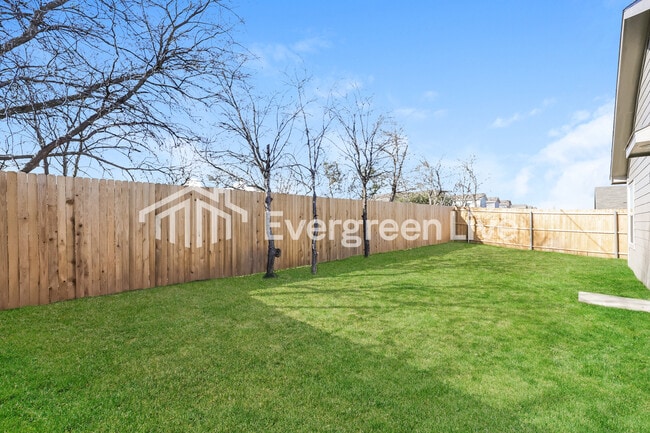 Building Photo - 10512 Desert Hawk Cir