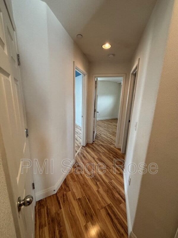 Building Photo - 3127 Sterling Ridge Cir