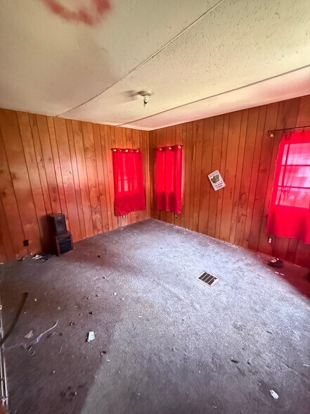 Building Photo - 1404 Rumbaugh Ln