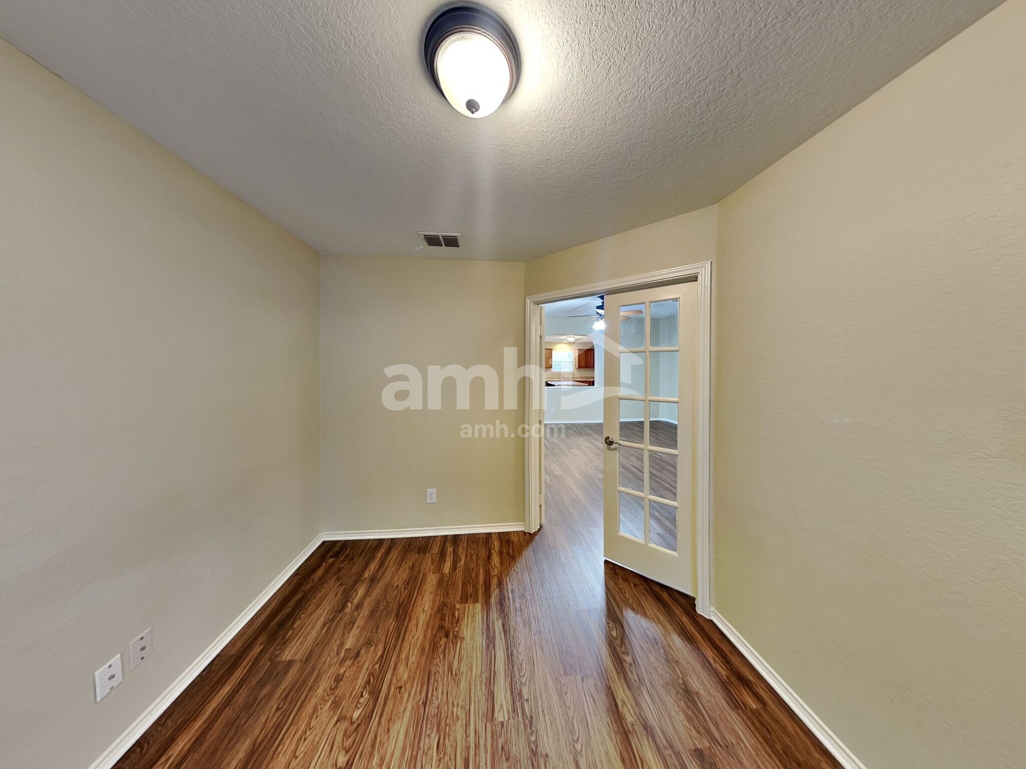 Building Photo - 232 Rock Springs Dr