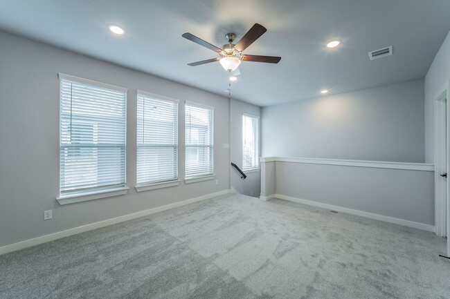 Building Photo - Imagine living in beautiful master planned...