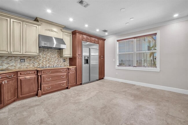 Building Photo - 2155 SW 156th Ct