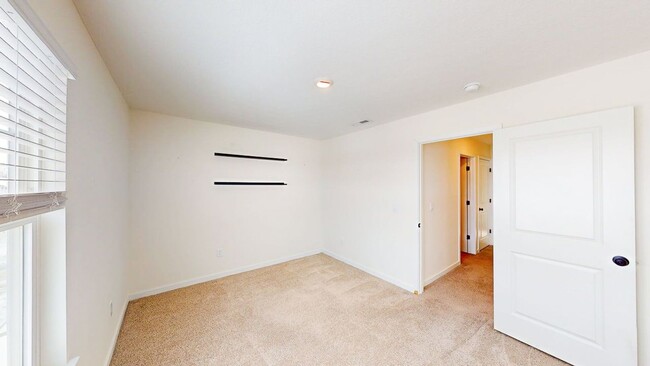 Building Photo - 3829 Genteel Dr