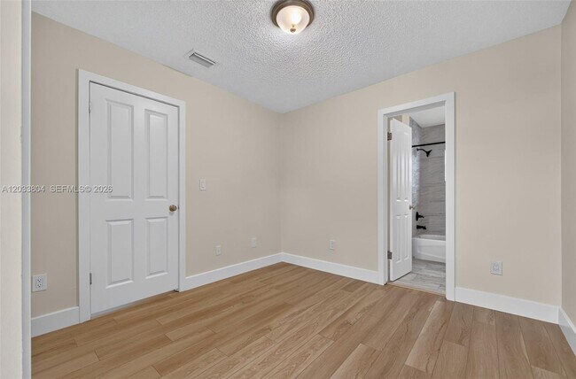 Building Photo - 20759 SW 83rd Ave