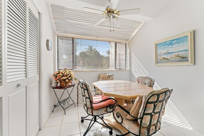 Building Photo - 101 Sea Oats Dr