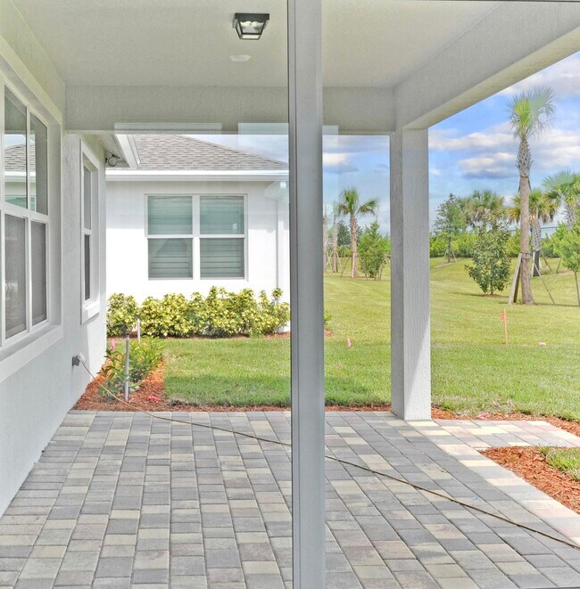 Building Photo - 13609 SW Vermillion Cir