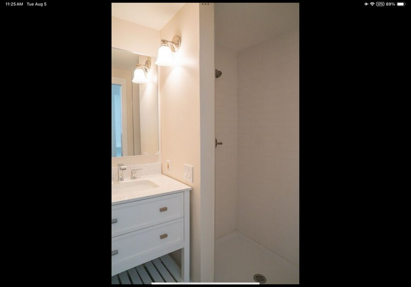 Guest Bathroom - 57 Green Heron Ln