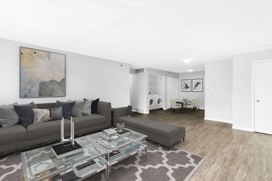 Primary Photo - Hamlin Place Estates