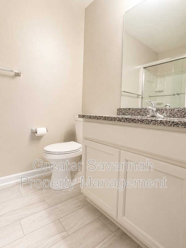 Building Photo - 109 Willow Dr