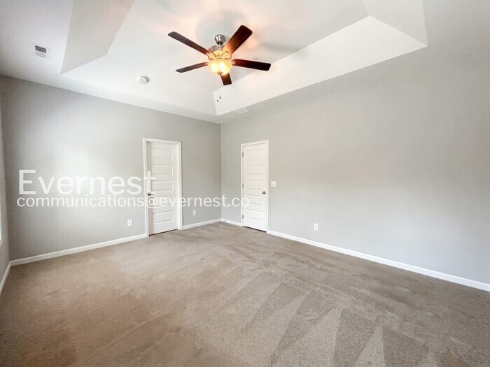 Building Photo - 1402 Pipeline Ave