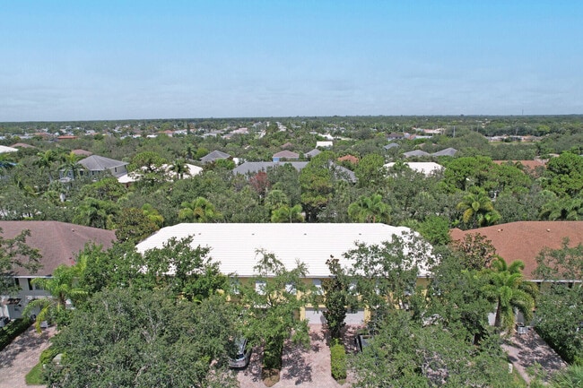 Building Photo - 3183 E Community Dr
