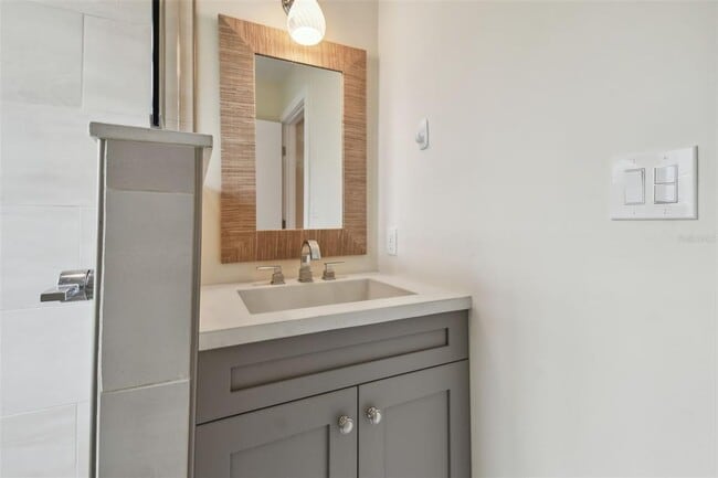 Building Photo - 340 Mehlenbacher Rd