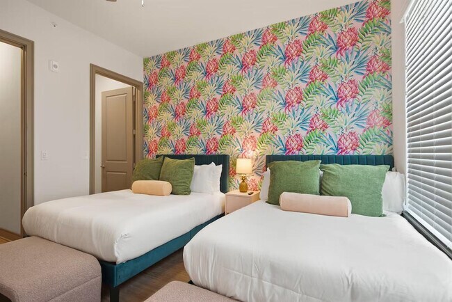 Building Photo - 8890 Founders Square Dr