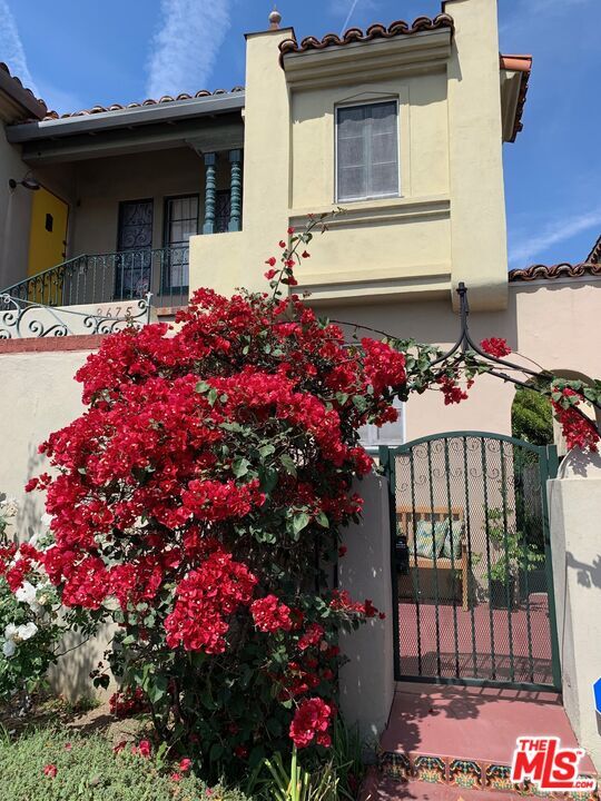 Building Photo - 8673 W Olympic Blvd