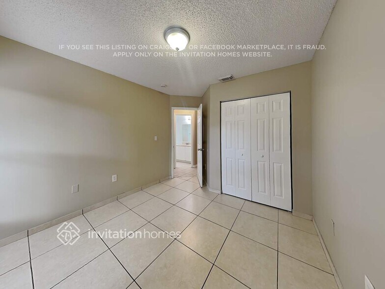 Building Photo - 8410 SW 157th Ct