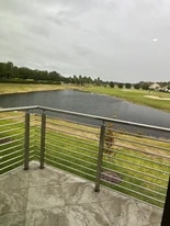 Building Photo - 2033 Greenbriar Ter