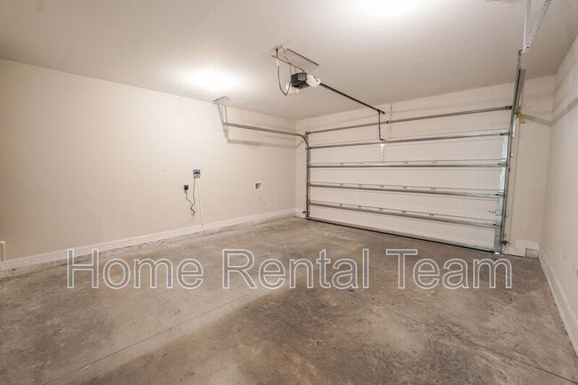 Building Photo - 87 Hammock Dr