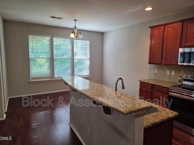 Building Photo - 8208 Stone Cellar Dr