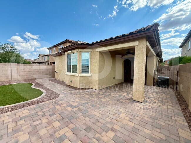 Building Photo - 7991 S Dolphin Way