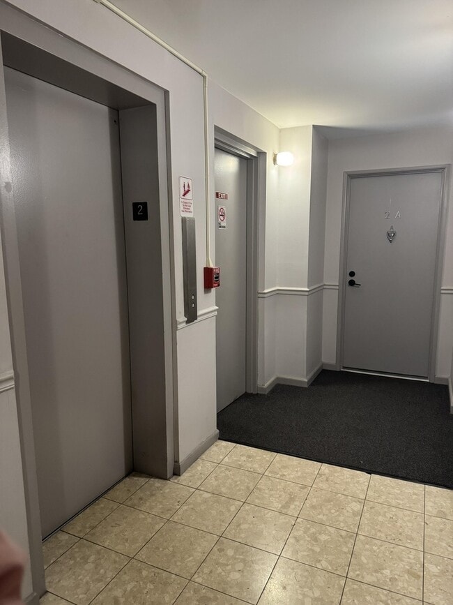 Building Photo - 7840 W North Ave