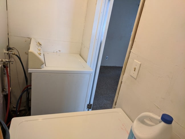 Building Photo - 2518 Knox Ave